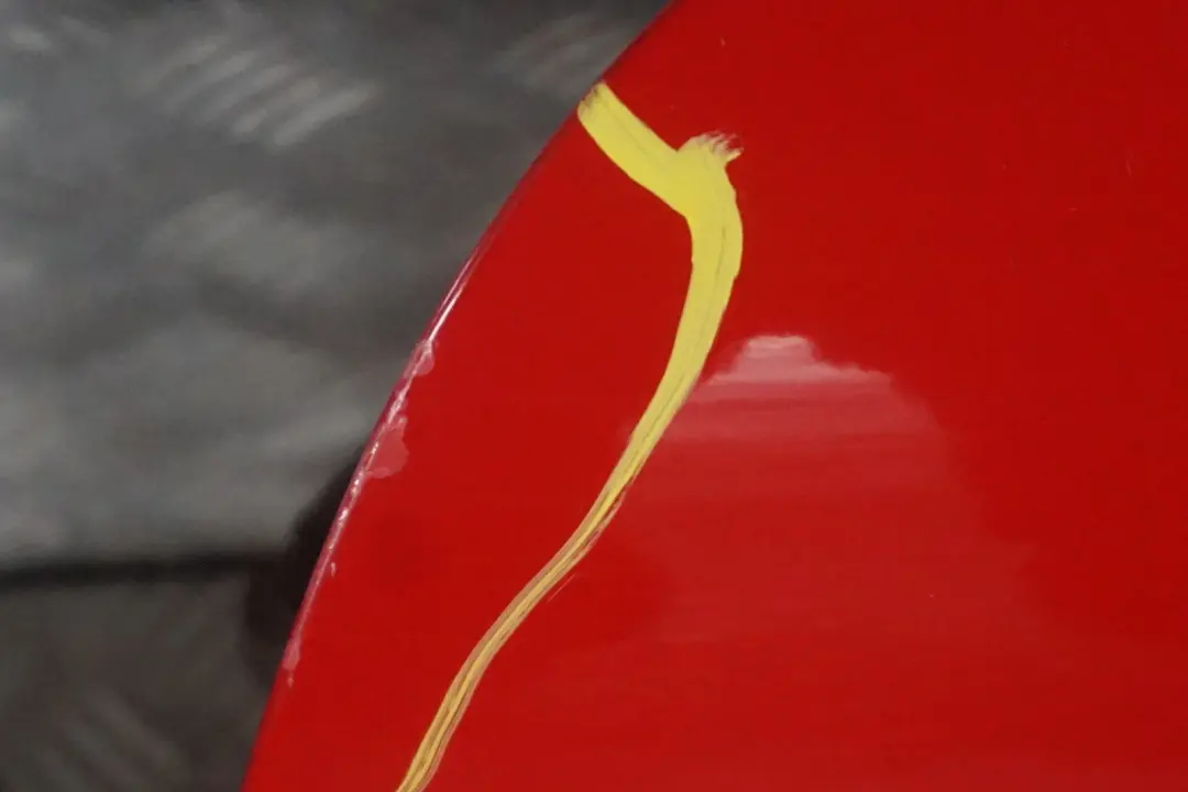 Drzwi lewe Chili Red 851 do MINI Cooper R55 R56 o numerze 2755935 MINI Cooper R55 R56 Drzwi lewe Chili Red 851 - SKU 2755935-CHRED14 - Numer Części 2755935