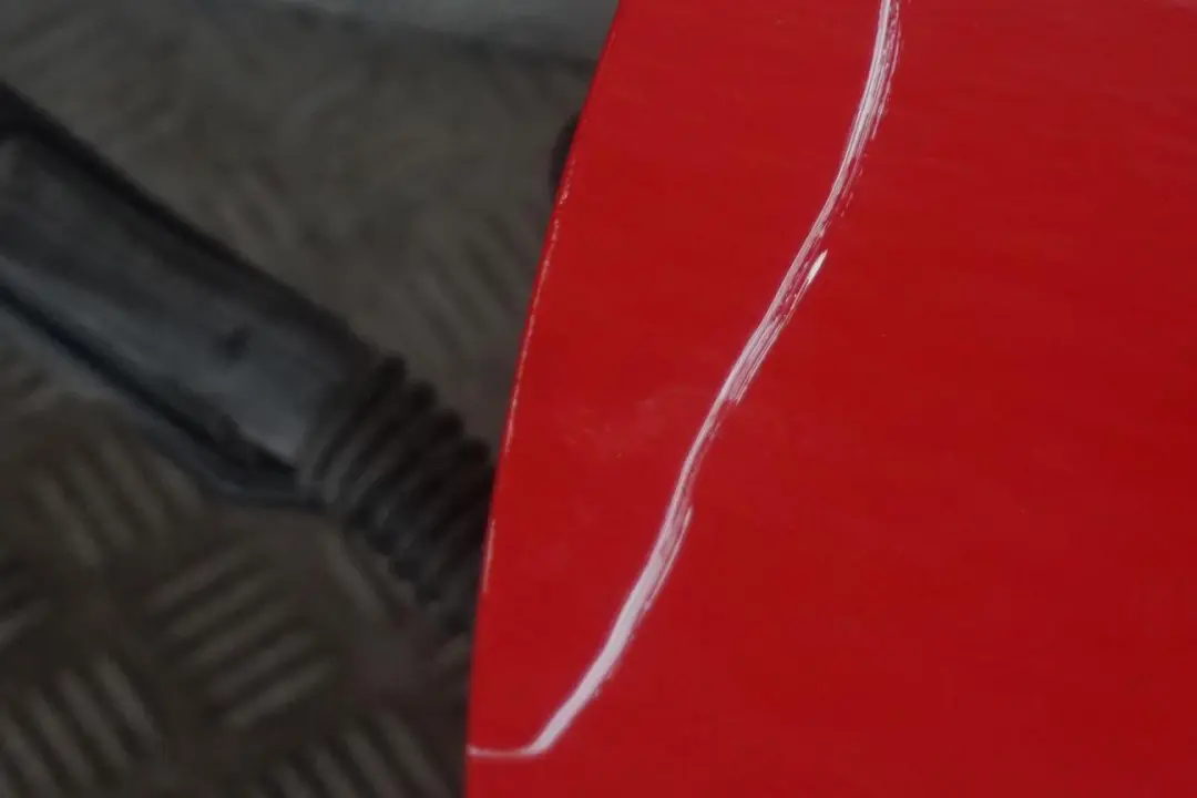 Fahrerseite Tür vorne links Chili Red 851 für BMW MINI Cooper 4 R55 R56 R57 R58 R59 mit Teilenummer 2755935 BMW MINI Cooper 4 R55 R56 R57 R58 R59 Fahrerseite Tür vorne links Chili Red 851 - SKU 2755935-CHRED9 - Teilenummer 2755935