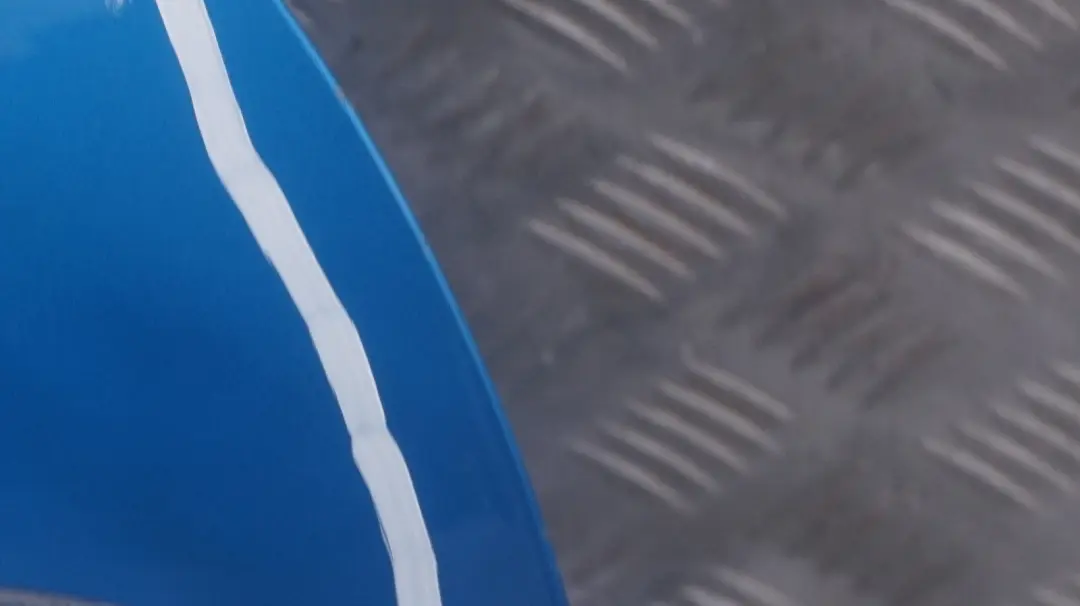 Drzwi lewe Laser Blue A59 do MINI Cooper R55 R56 o numerze 2755935 MINI Cooper R55 R56 Drzwi lewe Laser Blue A59 - SKU 2755935-LAB4 - Numer Części 2755935