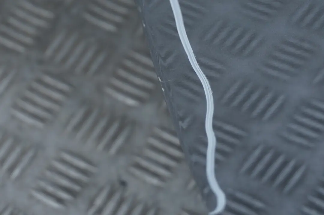 Beifahrer Tür vorne rechts Dark Silber für BMW MINI Cooper R55 R56 R57 R58 R59 LCI mit Teilenummer 2755936 BMW MINI Cooper R55 R56 R57 R58 R59 LCI Beifahrer Tür vorne rechts Dark Silber - SKU 2755936-DS6 - Teilenummer 2755936