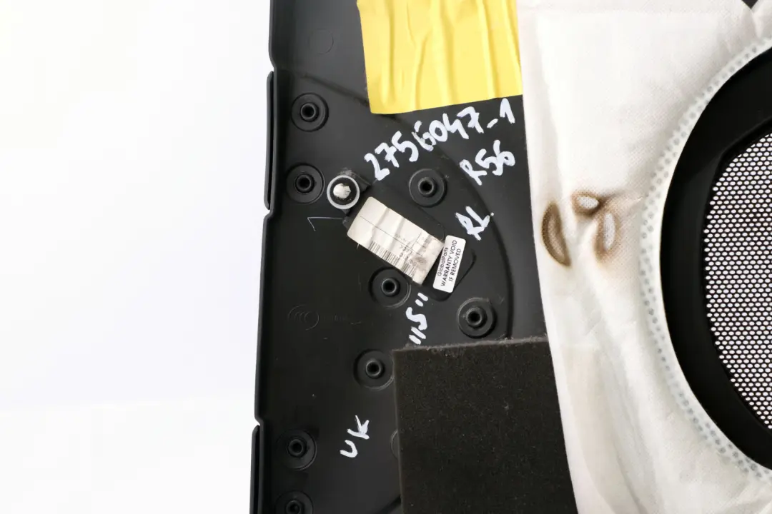 Panel Interior Lateral Cuarto Trasero Izquierdo Negro Cuadriculado para MINI R56 1 con número de pieza 2756047 MINI R56 1 Panel Interior Lateral Cuarto Trasero Izquierdo Negro Cuadriculado - SKU 2756047-1 - Número de pieza 2756047