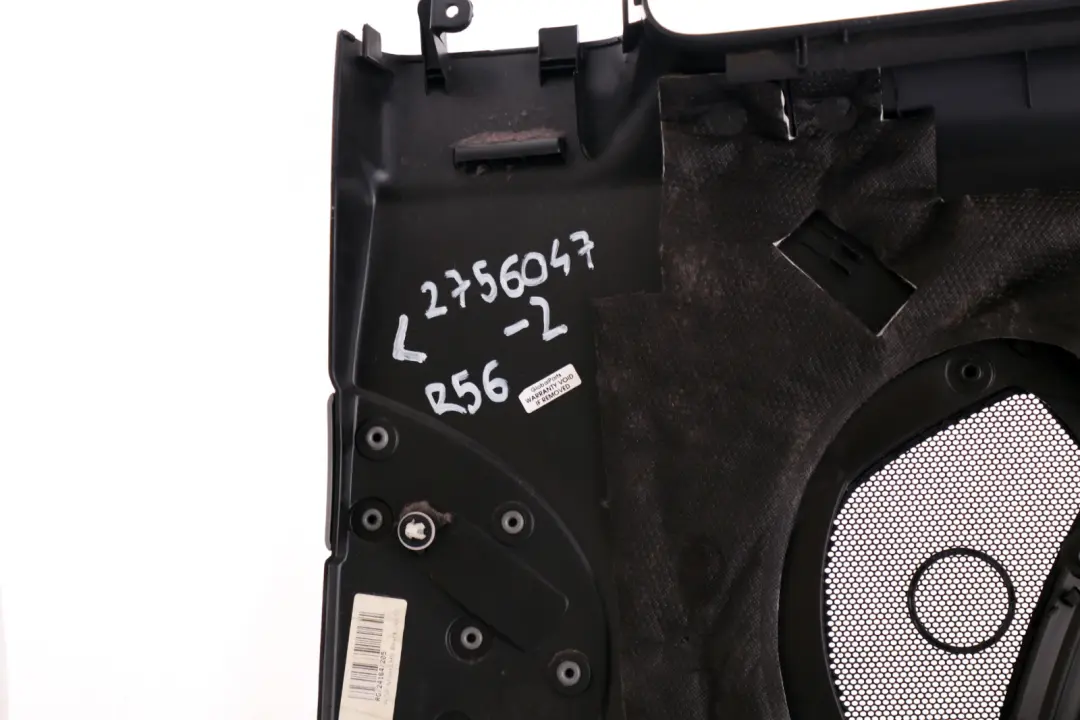 Lateral Interni Bordo Pannello Quarto Rear Left N / NERO per Mini Cooper One R56 con numero di parte 51432756047 Mini Cooper One R56 Lateral Interni Bordo Pannello Quarto Rear Left N / NERO - SKU 2756047-2 - Numero di parte 51432756047