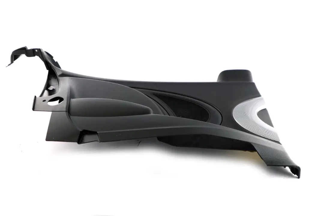 Lateral Interior Trim Panel Trasero Izquierdo Negro Plata para MINI Cooper R56 S con número de pieza 51432756047 MINI Cooper R56 S Lateral Interior Trim Panel Trasero Izquierdo Negro Plata - SKU 2756047 - Número de pieza 51432756047