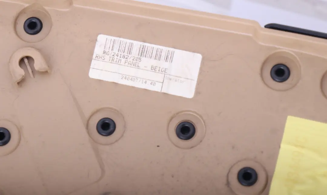 Innenverkleidung Seitenteil Hinten Rechts Beige für Mini Cooper One R56 mit Teilenummer 2756052 Mini Cooper One R56 Innenverkleidung Seitenteil Hinten Rechts Beige - SKU 2756052 - Teilenummer 2756052