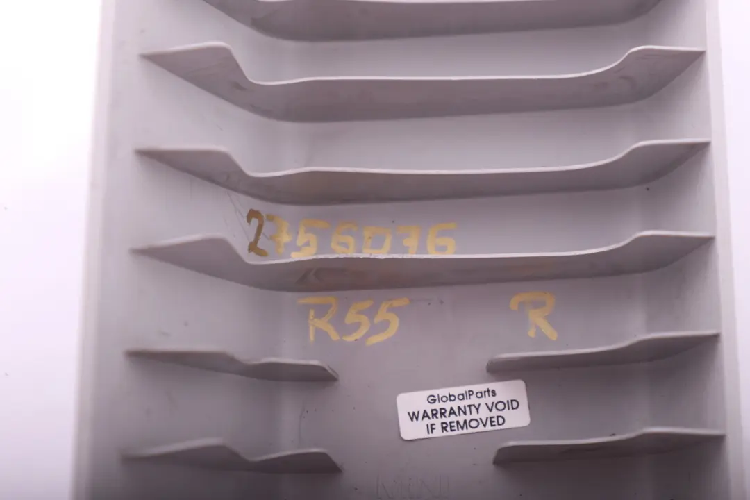 Embellecedor B2 Pilar Derecho HELLGRAU 6954800 para Mini Clubman R55 LCi con número de pieza 2756076 Mini Clubman R55 LCi Embellecedor B2 Pilar Derecho HELLGRAU 6954800 - SKU 2756076 - Número de pieza 2756076