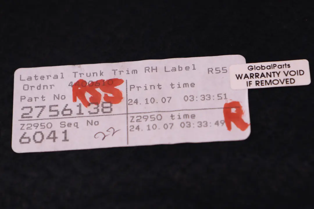 Capot Rumble Droite pour Mini Clubman R55 à propos du numéro de pièce 2756138 Mini Clubman R55 Capot Rumble Droite - SKU 2756138 - Numéro de pièce 2756138