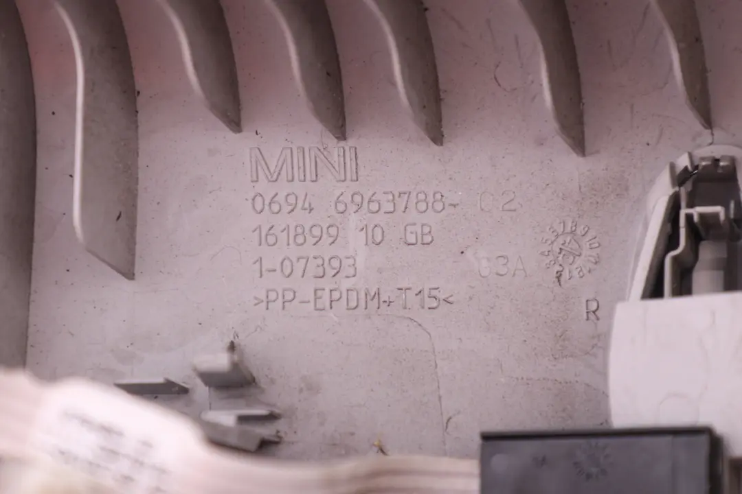 R55N LCI Couverture B1-Saule Droite Gris Clair Gris pour Mini Clubman R55 à propos du numéro de pièce 2756152 Mini Clubman R55 R55N LCI Couverture B1-Saule Droite Gris Clair Gris - SKU 2756152 - Numéro de pièce 2756152