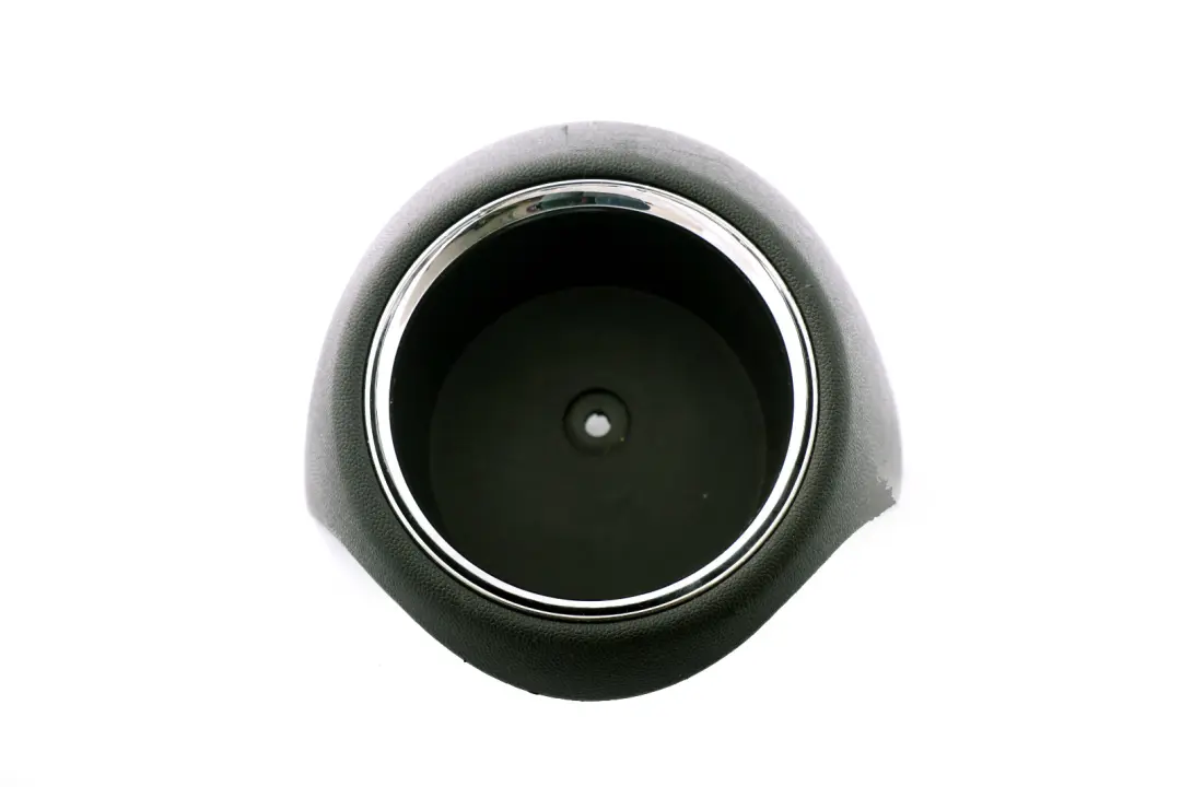 Anillo cromado portavasos trasero para Mini Cooper R56 R57 R58 con número de pieza 7127462 Mini Cooper R56 R57 R58 Anillo cromado portavasos trasero - SKU 2756172 - Número de pieza 7127462