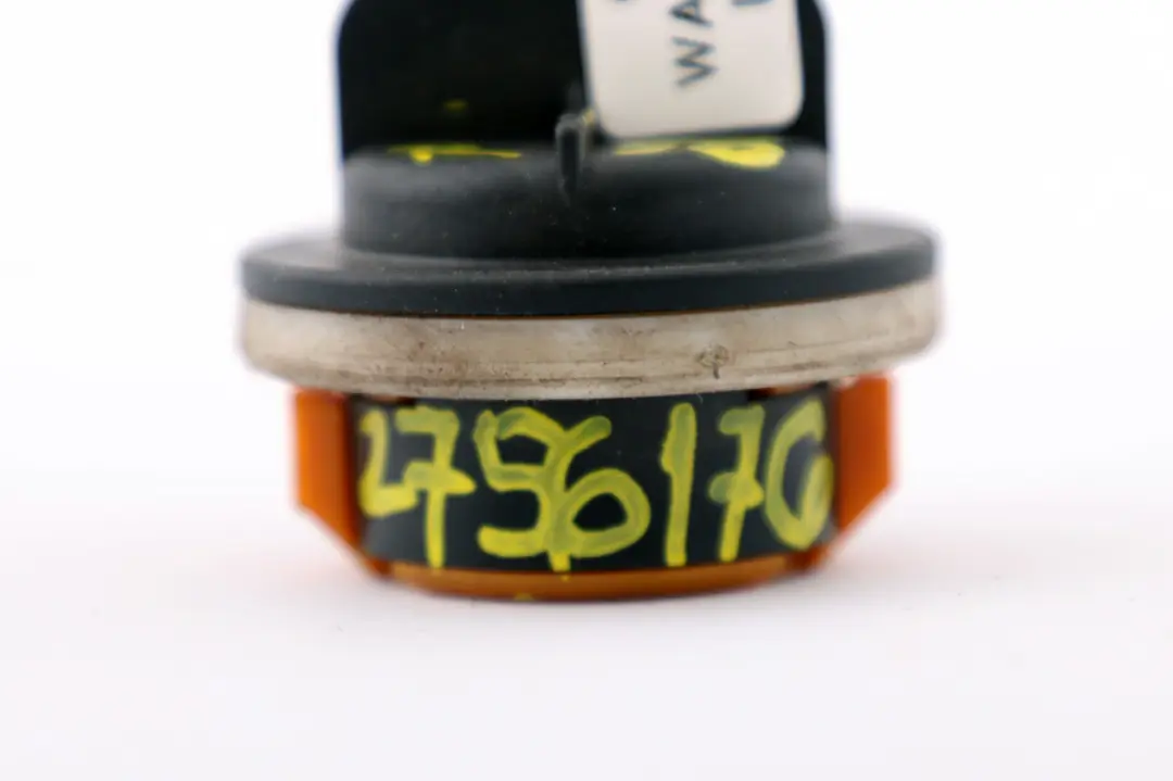 Bulb Socket Yellow Bulb Rear Light to Mini Cooper R55 R56 R57 with Part number 2756176 Mini Cooper R55 R56 R57 Bulb Socket Yellow Bulb Rear Light - SKU 2756176 - Part number 2756176