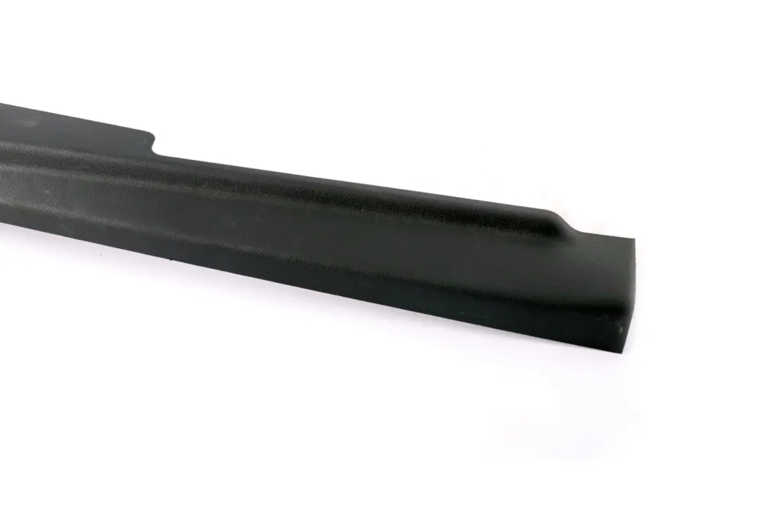 Seitenverkleidung unten vorne links carbon black für Mini Clubman R55 mit Teilenummer 2756253 Mini Clubman R55 Seitenverkleidung unten vorne links carbon black - SKU 2756253 - Teilenummer 2756253