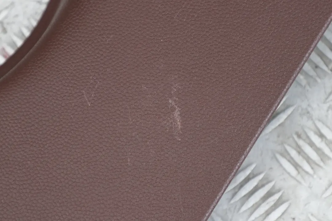 Seitenverkleidung Unten Vorne Links Hot Chocolate 6952355 für BMW Mini Clubman R55 mit Teilenummer 2756259 BMW Mini Clubman R55 Seitenverkleidung Unten Vorne Links Hot Chocolate 6952355 - SKU 2756259 - Teilenummer 2756259