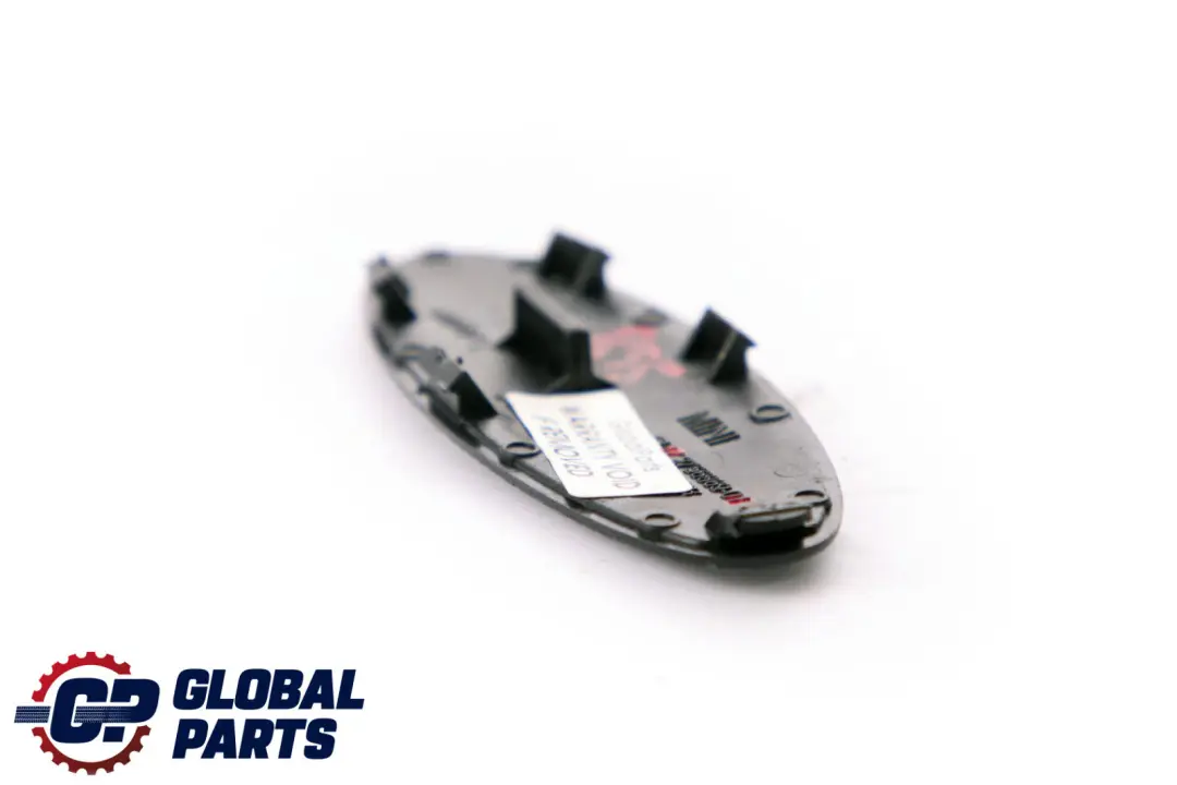 Pannello pavimento Baule Trim Plug per MINI Clubman R55 con numero di parte 2756869 MINI Clubman R55 Pannello pavimento Baule Trim Plug - SKU 2756869 - Numero di parte 2756869