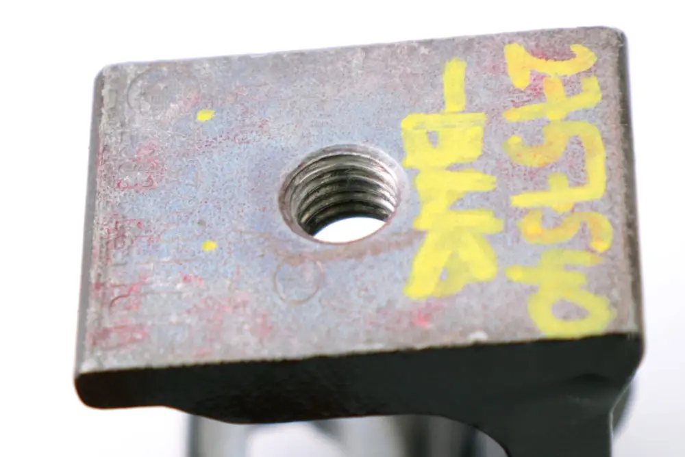 Hinge Clubdoor Rear Bottom Black 7167463 to BMW Mini Clubman R55 with Part number 2757540 BMW Mini Clubman R55 Hinge Clubdoor Rear Bottom Black 7167463 - SKU 2757540-BLK - Part number 2757540