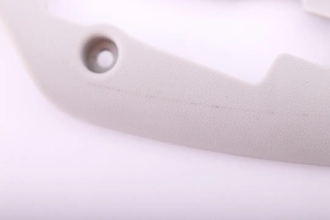 Finisher Cover Catch Bracket Right O/S 06946962411 6962411 to BMW MINI Clubman R55 with Part number 2757580 BMW MINI Clubman R55 Finisher Cover Catch Bracket Right O/S 06946962411 6962411 - SKU 2757580 - Part number 2757580