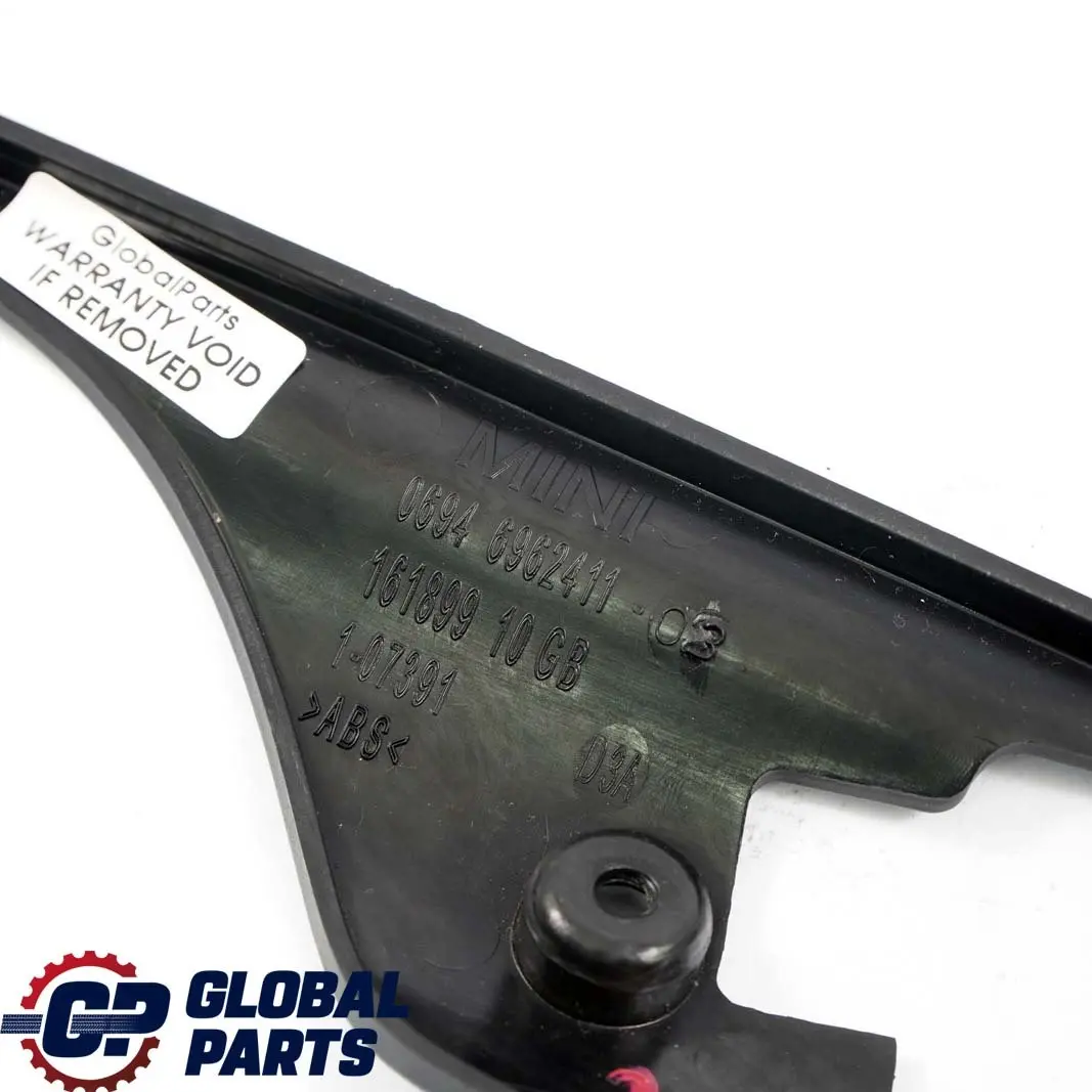 MINI Clubman R55 Blende Schliessbügel Rechts Kohlenschwarz Carbon - SKU 2757581 - Teilenummer 6962411