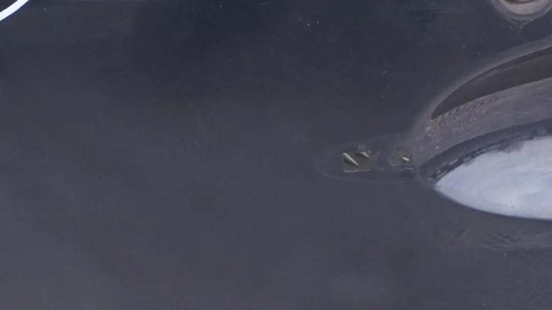 Tapa Maletero Izquierda Puerta Partida Astro Negro para Mini Clubman R55 con número de pieza 2757715 Mini Clubman R55 Tapa Maletero Izquierda Puerta Partida Astro Negro - SKU 2757715-ASB - Número de pieza 2757715