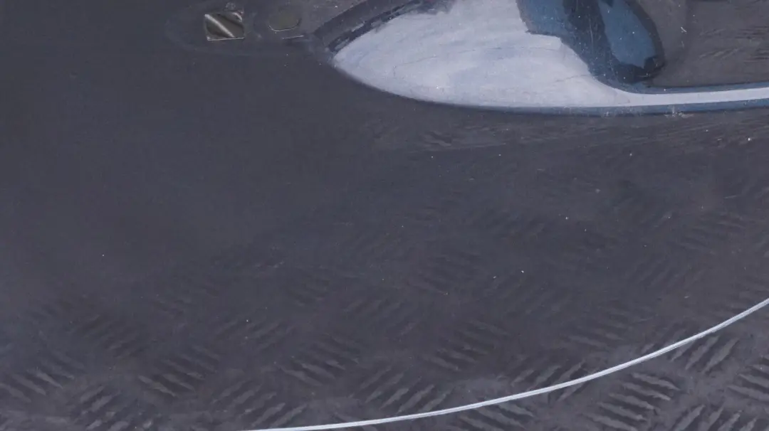 Tapa Maletero Izquierda Puerta Partida Astro Negro para Mini Clubman R55 con número de pieza 2757715 Mini Clubman R55 Tapa Maletero Izquierda Puerta Partida Astro Negro - SKU 2757715-ASB - Número de pieza 2757715