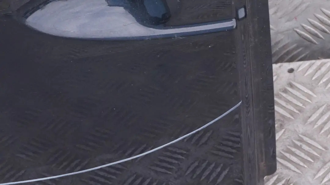 Klapa bagażnika tył drzwi lewa do MINI R55 Clubman o numerze 2757715 MINI R55 Clubman Klapa bagażnika tył drzwi lewa - SKU 2757715-ASB - Numer Części 2757715