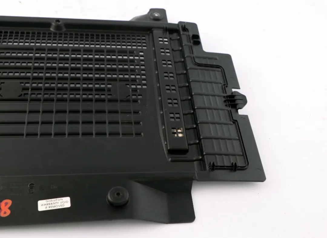 Tapa Caja Multifuncion Izquierda para Mini Cooper R57 R58 R59 con número de pieza 2757719 Mini Cooper R57 R58 R59 Tapa Caja Multifuncion Izquierda - SKU 2757719 - Número de pieza 2757719