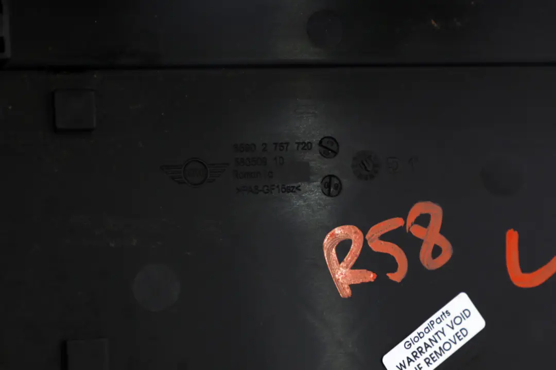 Skrzynka Wielofunkcyjna Lewa do Mini R57 R58 o numerze 2757720 Mini R57 R58 Skrzynka Wielofunkcyjna Lewa - SKU 2757720 - Numer Części 2757720