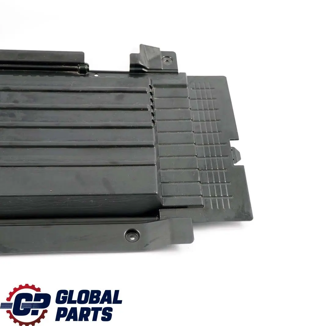 Deckel Multifunktionsbox Rechts für BMW Mini Cooper S R55 R56 mit Teilenummer 2757780 BMW Mini Cooper S R55 R56 Deckel Multifunktionsbox Rechts - SKU 2757780 - Teilenummer 2757780