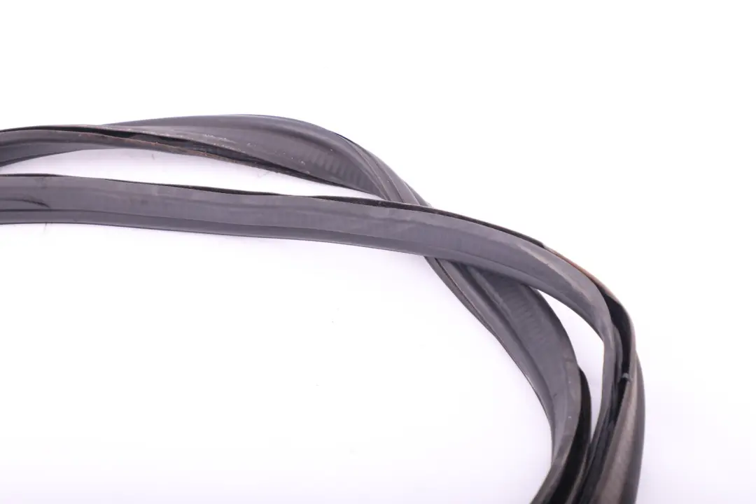 Trunk Barn Door Seal Weatherstrip Splitdoor to Mini Cooper One Clubman R55 Rear with Part number 2757822 Mini Cooper One Clubman R55 Rear Trunk Barn Door Seal Weatherstrip Splitdoor - SKU 2757822 - Part number 2757822