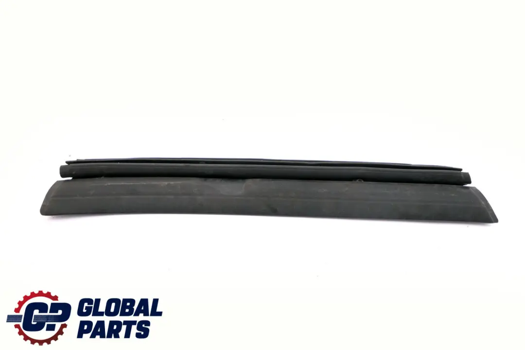 Joint Centre Droite pour Mini Cabriolet R57 LCI à propos du numéro de pièce 2758106 Mini Cabriolet R57 LCI Joint Centre Droite - SKU 2758106 - Numéro de pièce 2758106