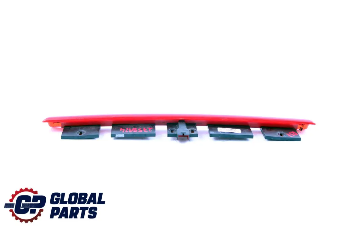 Tercera Luz de Freno Trasero Rojo para Mini Cabrio R57 con número de pieza 2758124 Mini Cabrio R57 Tercera Luz de Freno Trasero Rojo - SKU 2758124 - Número de pieza 2758124