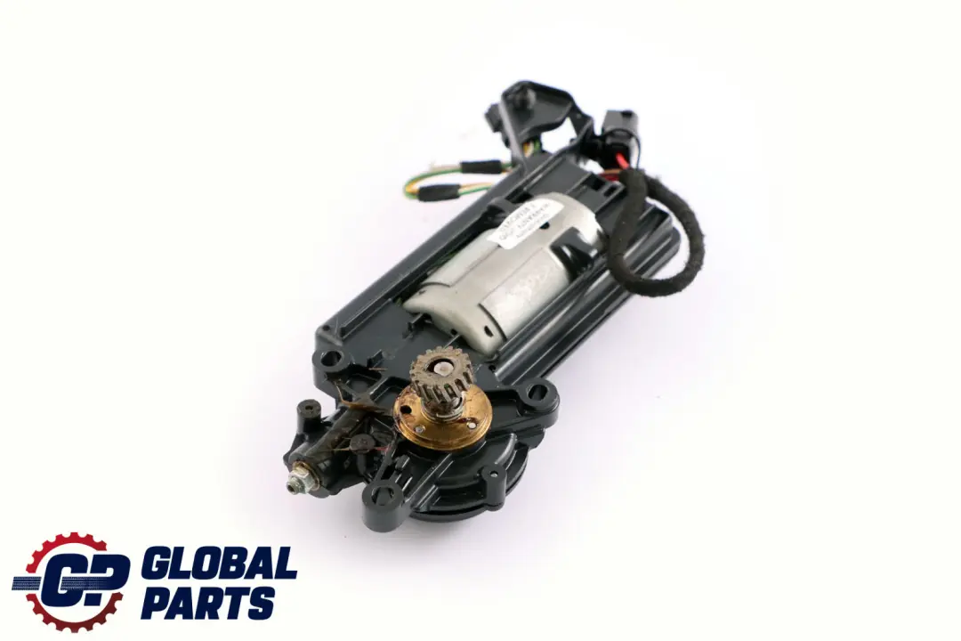 Moteur D'entraînement Toit Ouvrant Pliant Toit Ouvrant pour Mini R57 Cabrio à propos du numéro de pièce 2758446 Mini R57 Cabrio Moteur D'entraînement Toit Ouvrant Pliant Toit Ouvrant - SKU 2758446 - Numéro de pièce 2758446