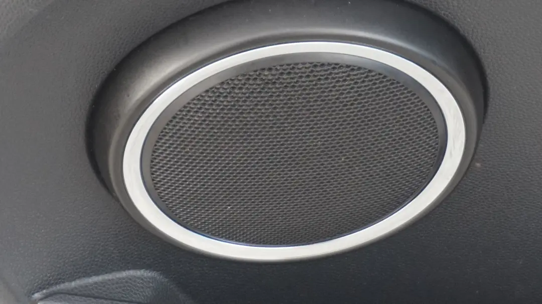 Lateral Trim Panel Left N/S Black Chrome Silver to Mini Cabrio R57 Rear with Part number 2758457 Mini Cabrio R57 Rear Lateral Trim Panel Left N/S Black Chrome Silver - SKU 2758457 - Part number 2758457