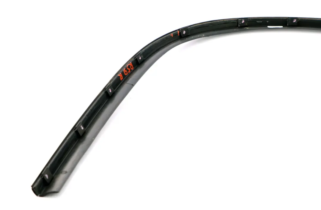 Pannello laterale posteriore destro Striscia modanatura per Mini Roadster R59 con numero di parte 2758812 Mini Roadster R59 Pannello laterale posteriore destro Striscia modanatura - SKU 2758812 - Numero di parte 2758812