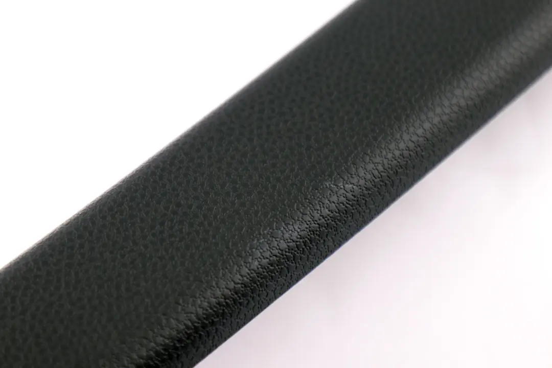 Anneau garniture charge travers l'ouverture arriere pour Mini Cooper R58 R59 à propos du numéro de pièce 2758835 Mini Cooper R58 R59 Anneau garniture charge travers l'ouverture arriere - SKU 2758835 - Numéro de pièce 2758835