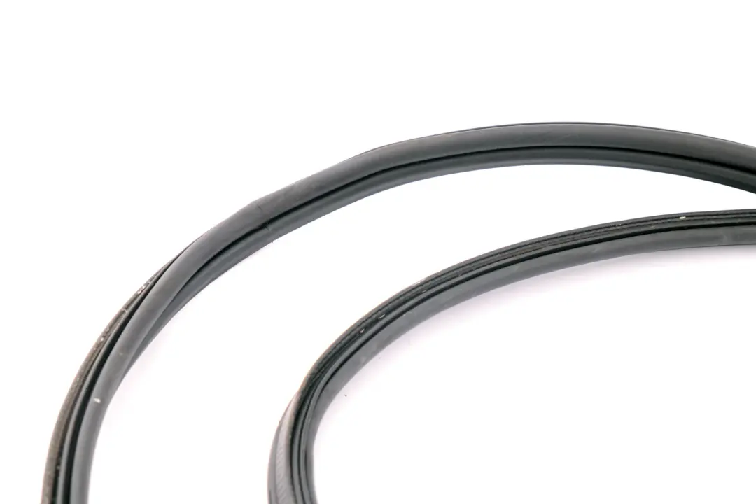 BMW Mini Cooper R58 Coupé Trunk Boot Lid Rubber Seal Gasket - SKU 2758883 - Part number 2758883