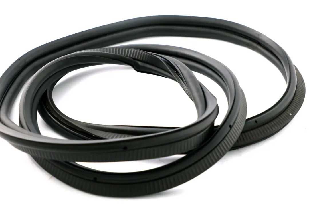 Trunk Boot Lid Rubber Seal Gasket to BMW MINI Roadster R59 with Part number 2758884 BMW MINI Roadster R59 Trunk Boot Lid Rubber Seal Gasket - SKU 2758884 - Part number 2758884