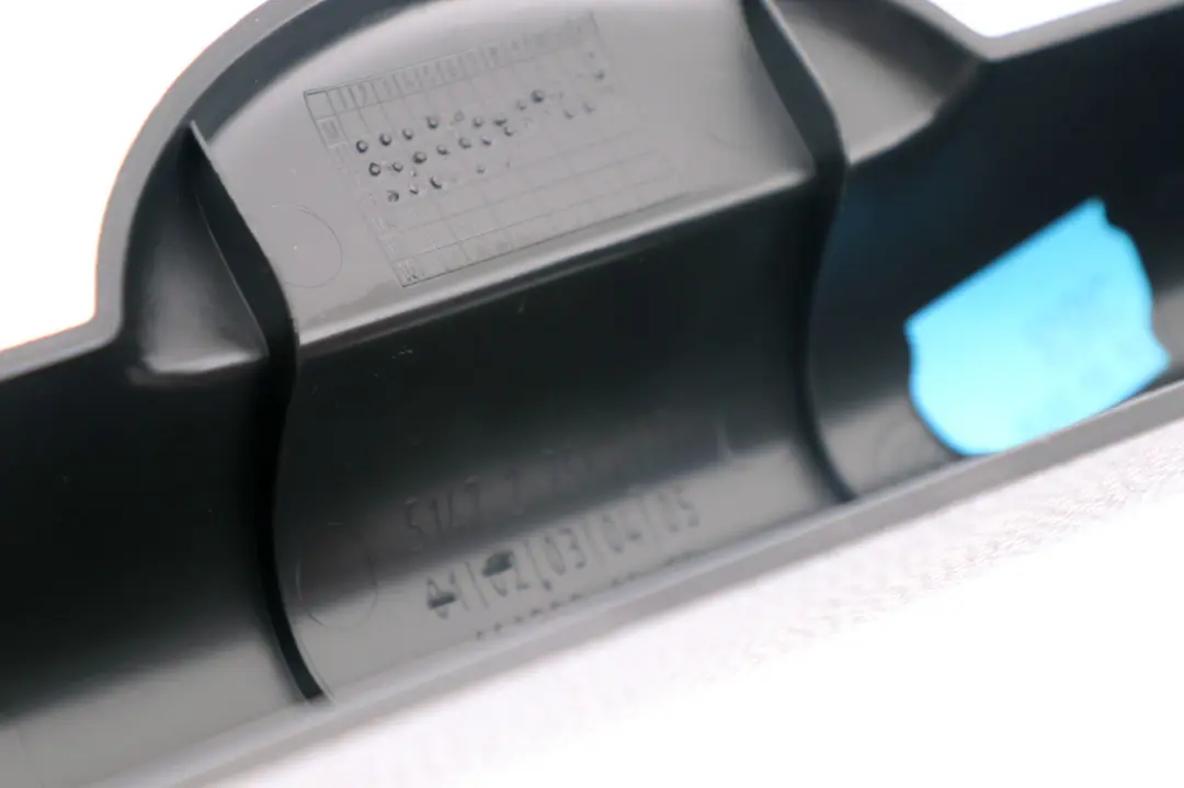 Barriere Staufach Links für Mini Cooper R57 R58 mit Teilenummer 2758897 Mini Cooper R57 R58 Barriere Staufach Links - SKU 2758897 - Teilenummer 2758897