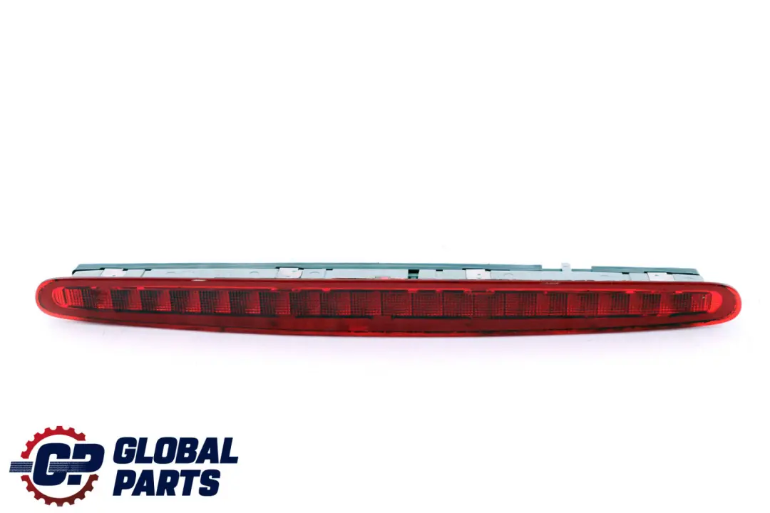 Terzo Faro Posteriore Freno Rosso per Mini Roadster R59 con numero di parte 2758943 Mini Roadster R59 Terzo Faro Posteriore Freno Rosso - SKU 2758943 - Numero di parte 2758943