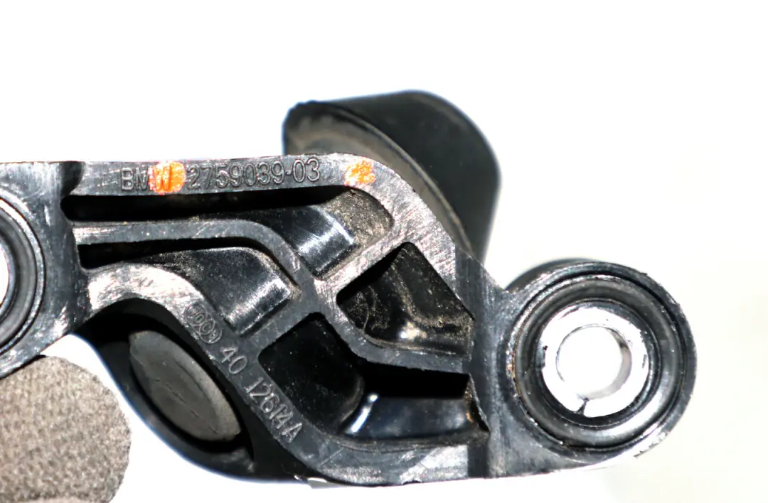 CoupĂ© R58 Puffer Links für Mini mit Teilenummer 2759039 Mini CoupĂ© R58 Puffer Links - SKU 2759039 - Teilenummer 2759039