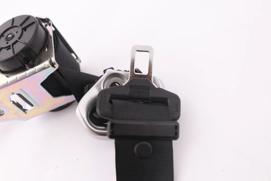 Siege securite ceinture superieure gauche Noir pour Mini Cooper R58 R59 à propos du numéro de pièce 2759363 Mini Cooper R58 R59 Siege securite ceinture superieure gauche Noir - SKU 2759363 - Numéro de pièce 2759363