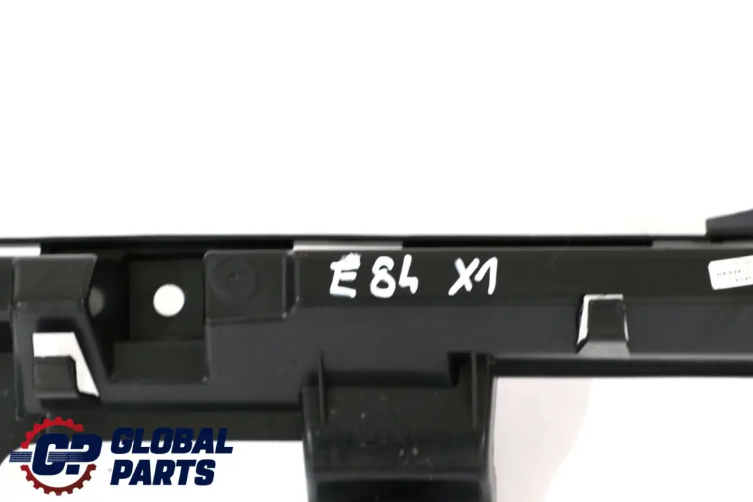 BMW X1 E84 Guide Central Support De Montage De Pare Chocs Arrière - SKU 2990161 - Numéro de pièce 2990161