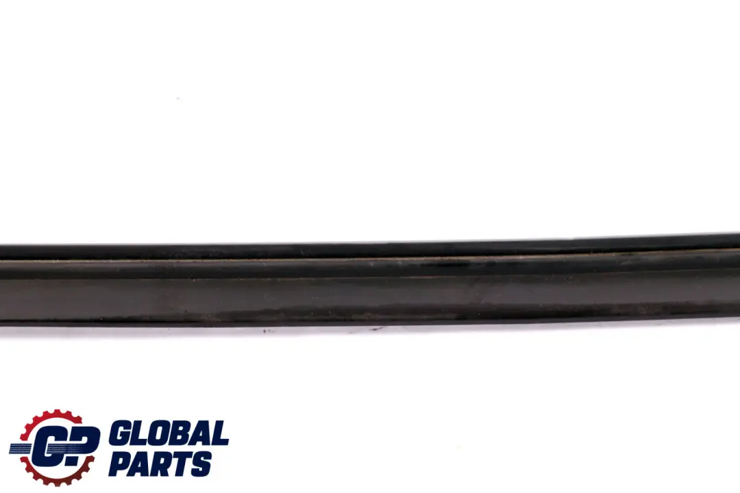 Guarnizione Giunto Porta Inferiore Anteriore Sinistro Guarnizione per BMW X1 E84 con numero di parte 2990305 BMW X1 E84 Guarnizione Giunto Porta Inferiore Anteriore Sinistro Guarnizione - SKU 2990305 - Numero di parte 2990305