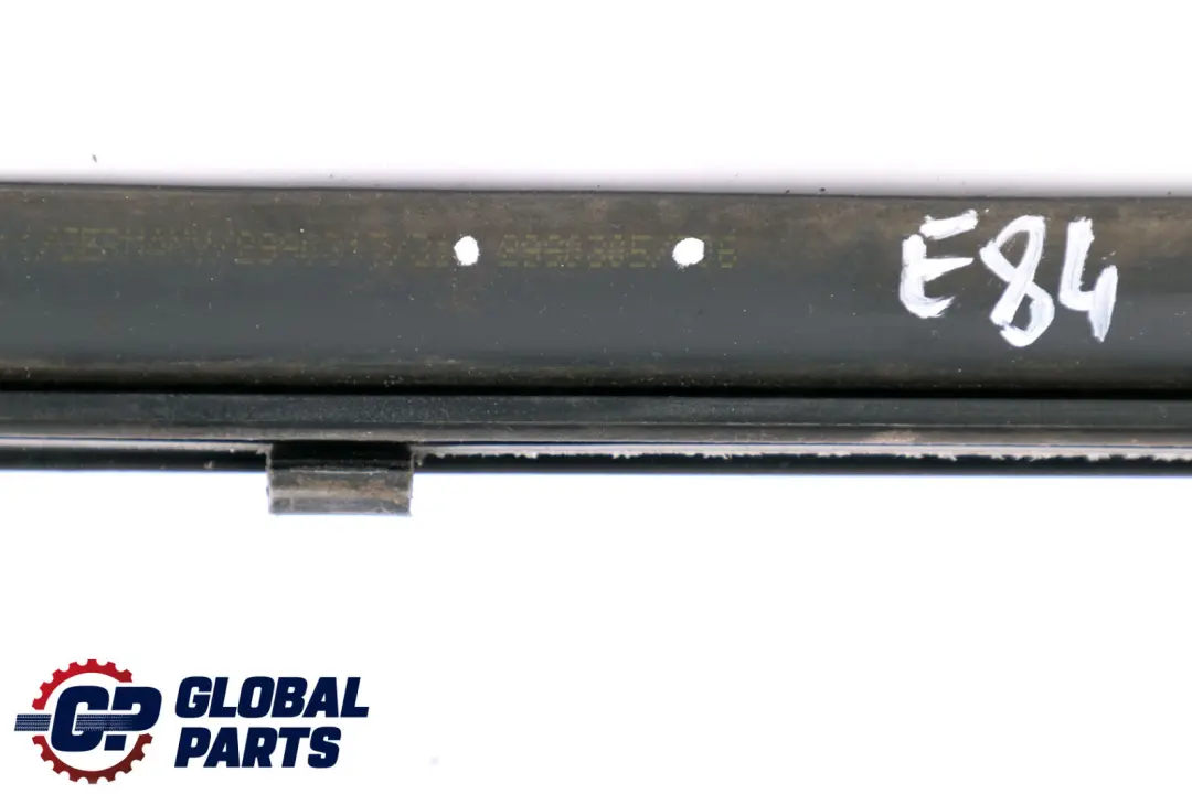 Guarnizione Giunto Porta Inferiore Anteriore Sinistro Guarnizione per BMW X1 E84 con numero di parte 2990305 BMW X1 E84 Guarnizione Giunto Porta Inferiore Anteriore Sinistro Guarnizione - SKU 2990305 - Numero di parte 2990305