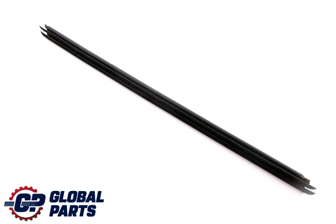 Canal Interior Sellado Junta Trasera Derecha para BMW E84 con número de pieza 2990314 BMW E84 Canal Interior Sellado Junta Trasera Derecha - SKU 2990314 - Número de pieza 2990314