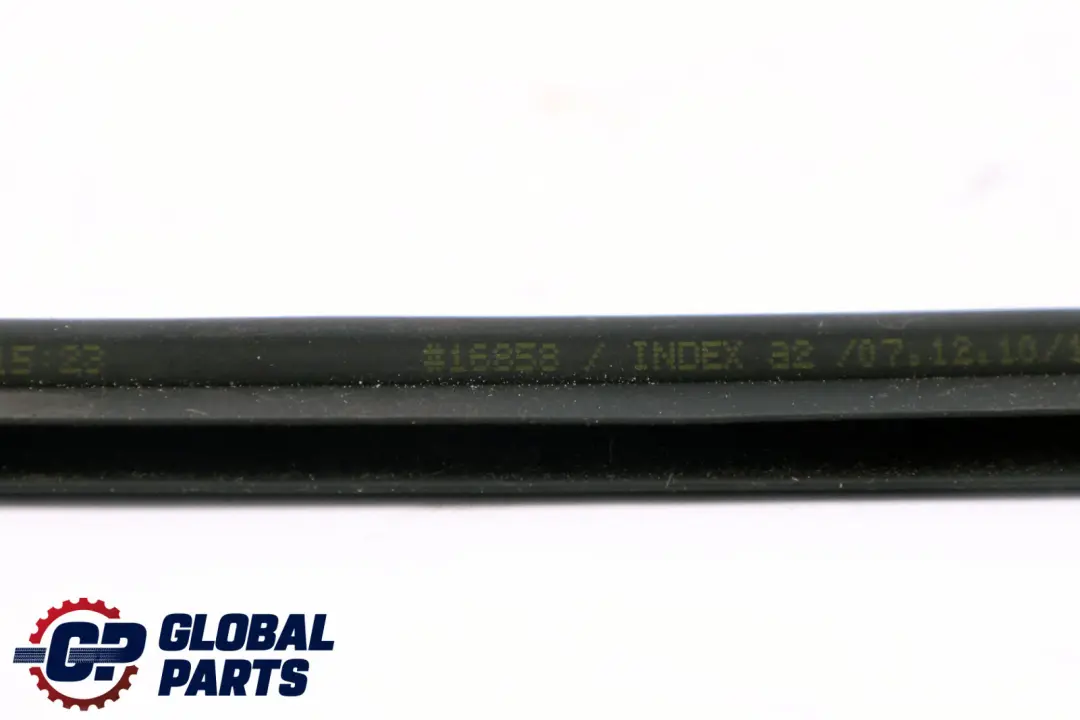 Listwa Uszczelka Szyby Drzwi Prawy Tył do BMW X1 E84 o numerze 2990324 BMW X1 E84 Listwa Uszczelka Szyby Drzwi Prawy Tył - SKU 2990324 - Numer Części 2990324