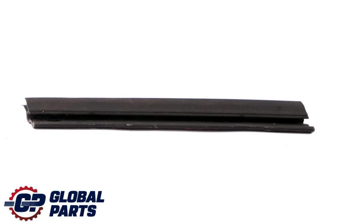 BMW Z4 Serie E84 Schachtabdichtung Arriere Interieur Droite - SKU 2990324 - Numéro de pièce 2990324