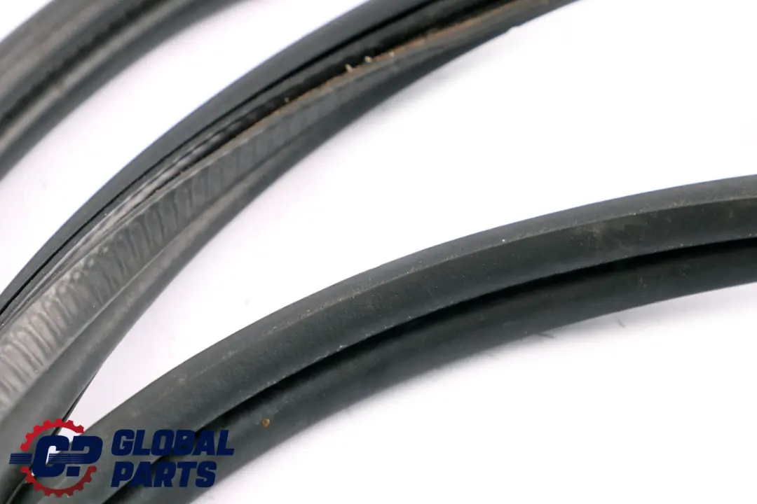 BMW X1 E84 Uszczelka Klapy Bagażnika 2990124 - SKU 2990474 - Numer Części 2990474