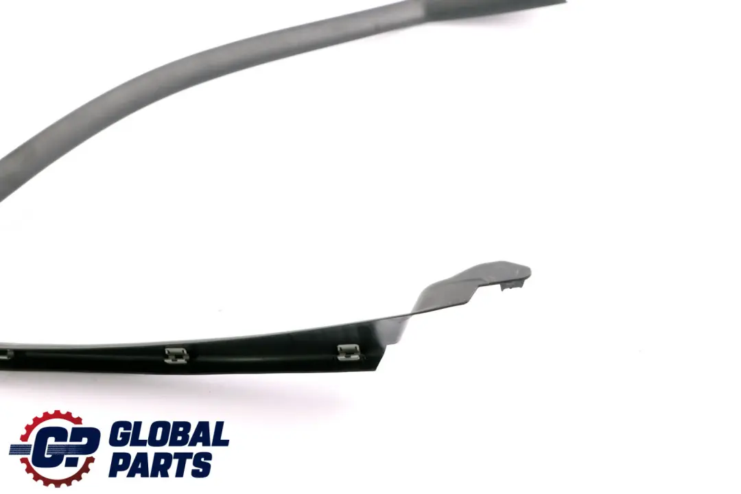 BMW 1X E84 Revetement Chassis de Fenetre Porte avant Gauche Noir - SKU 2990589 - Numéro de pièce 2990589