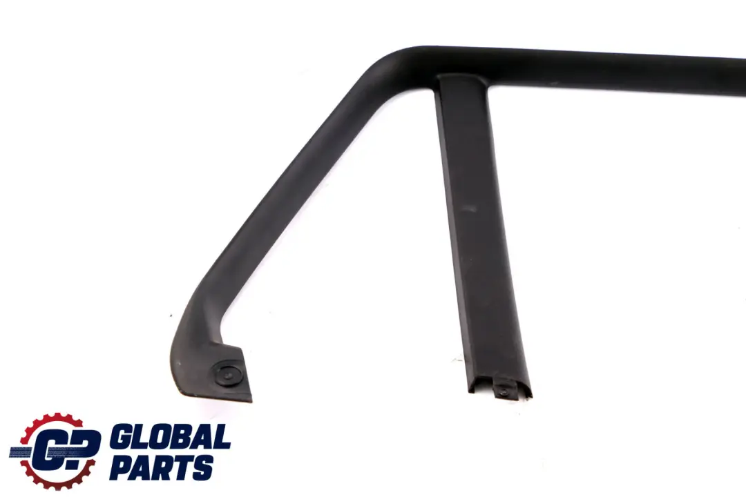 Couvercle de porte anti-piege arriere gauche pour BMW X1 E84 à propos du numéro de pièce 2990623 BMW X1 E84 Couvercle de porte anti-piege arriere gauche - SKU 2990623 - Numéro de pièce 2990623