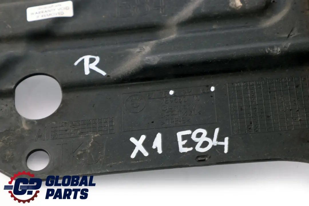 Extension de Bajos de Carroceria Cubierta Protectora Derecha para BMW E84 con número de pieza 2991166 BMW E84 Extension de Bajos de Carroceria Cubierta Protectora Derecha - SKU 2991166 - Número de pieza 2991166