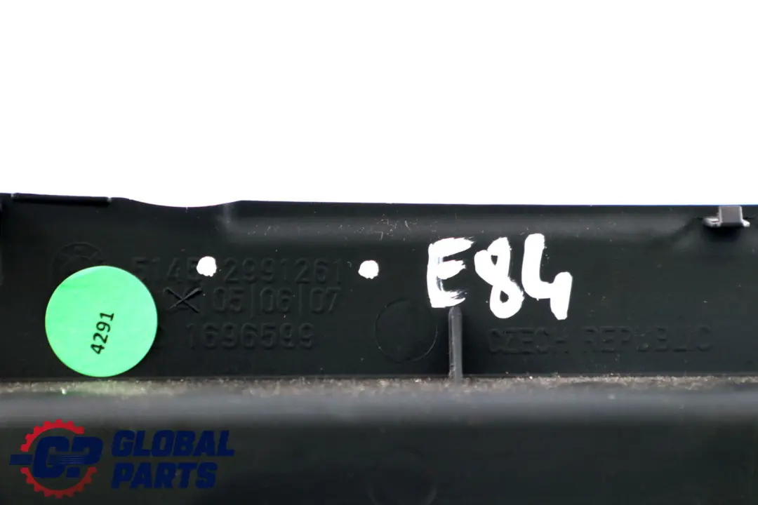 Blende Funktionsträger Mitte Schwarz für BMW X1 er E84 mit Teilenummer 2991261 BMW X1 er E84 Blende Funktionsträger Mitte Schwarz - SKU 2991261 - Teilenummer 2991261