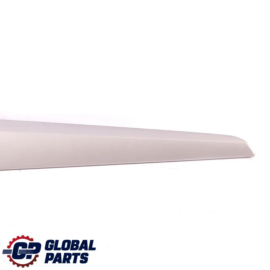 Cubre Liston Puerta Delantera Trasera Derecha Satinado Plata para BMW E84 con número de pieza 2991390 BMW E84 Cubre Liston Puerta Delantera Trasera Derecha Satinado Plata - SKU 2991390 - Número de pieza 2991390